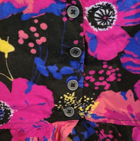 Roxy Girl size. Large open back tank shirt with buttons - Picture 3 of 6